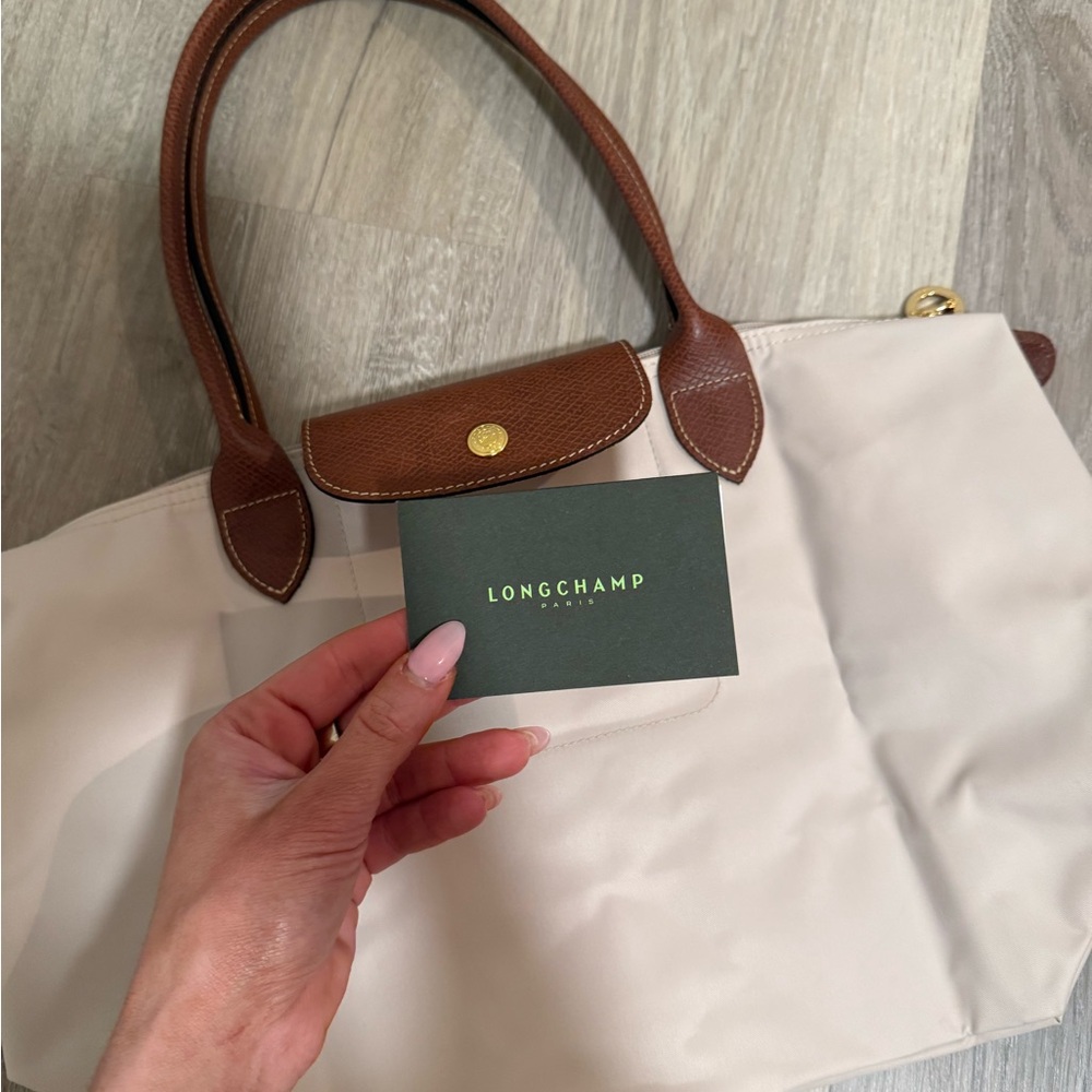 Longchamp- Le Pliage Original Medium Nylon Tote Bag in Paper - Picture 4 of 6